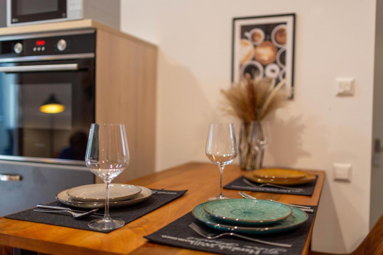 Soulscape Apartments Loft Zwickau Citycenter Mit Tg-Stellplatz, Magenta-Tv Und Klima Exteriör bild